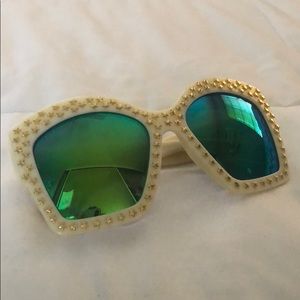 Gucci Gold Star Ivory Lime Mirrored Sunglasses